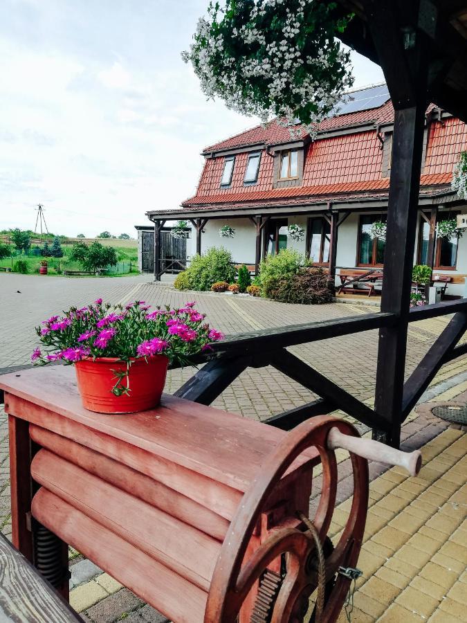 Zajazd Dolina Sadosiow Godkowo Bagian luar foto